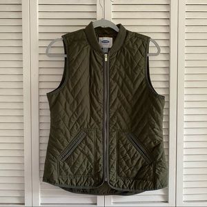 Old Navy | Olive Quilted Vest